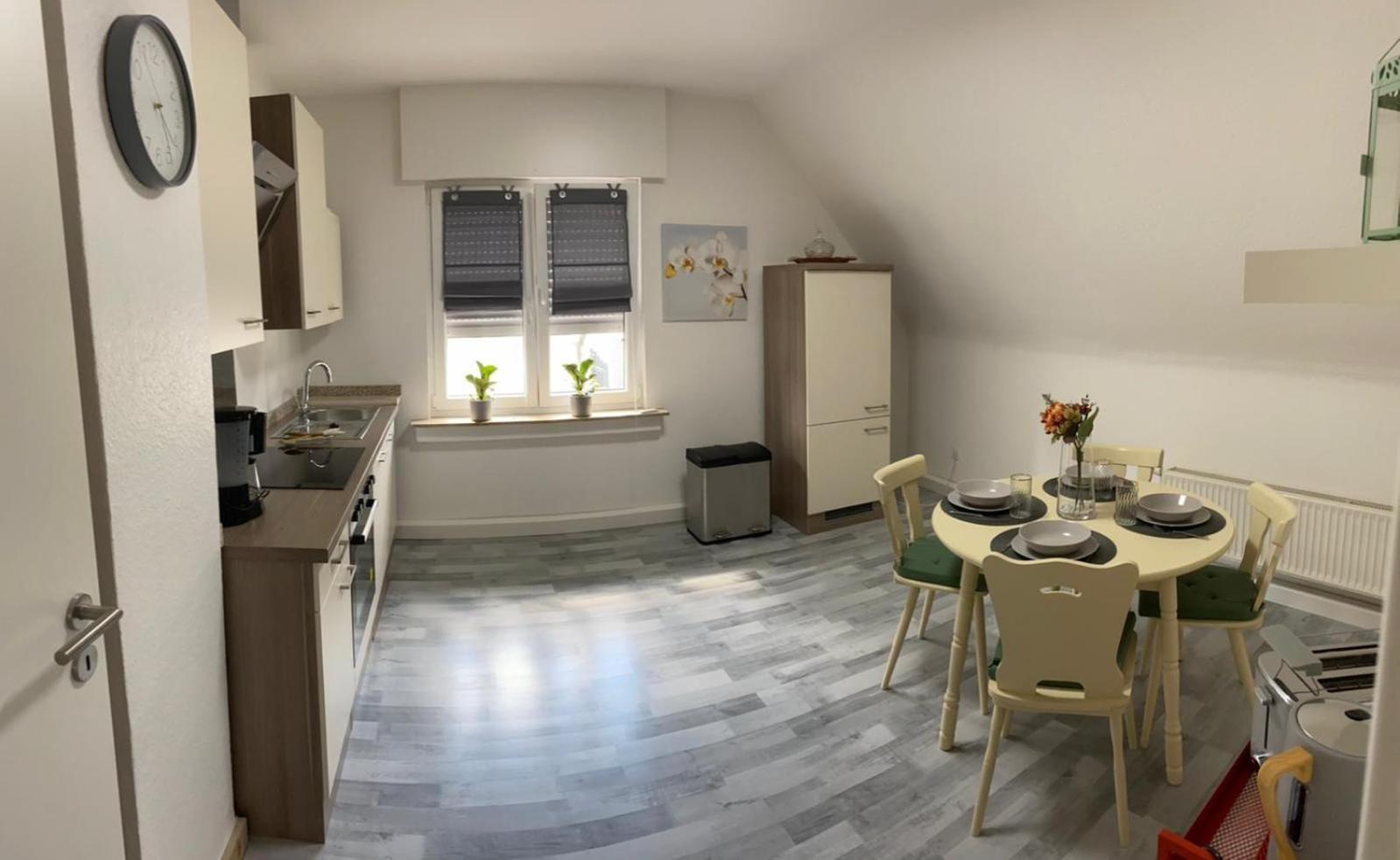 Erica Ferienwohnung Auf Dem Traumpfad Ettringen  Екстериор снимка